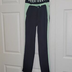 LULULEMON Black and Green Track Pants SIZE 2